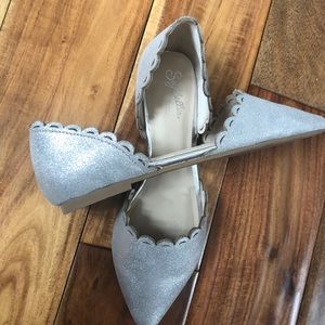 Seychelles Silver Research Pointed Toe Flat
